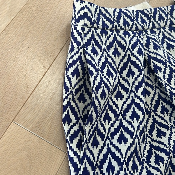 J Crew skirt with pockets. Size 2. Good condition - Picture 7 of 8